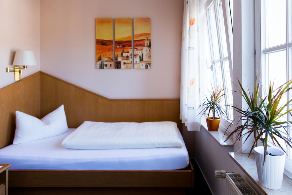 Stadthotel Kolpinghaus - Vier Ecken Werne Habitación foto